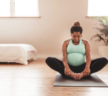 prenatal yoga e1558002035314 360x320 - یوگا بارداری 1